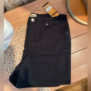 HYBRID & COMPANY Womens Butt Llifting Twill Shorts Size 14 Stretchy Black 🔥